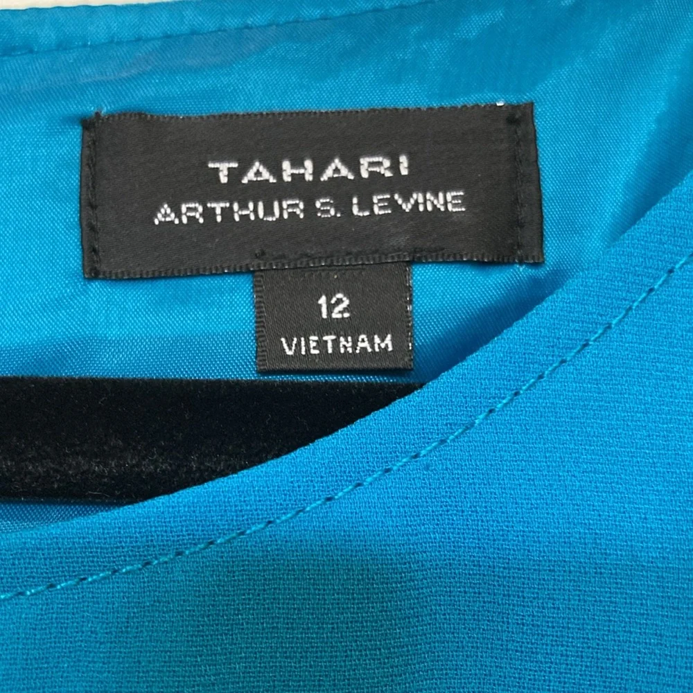 Tahari Arthur S Levine blue/teal dress ⬇️ Price Drop⬇️ - Picture 2 of 9